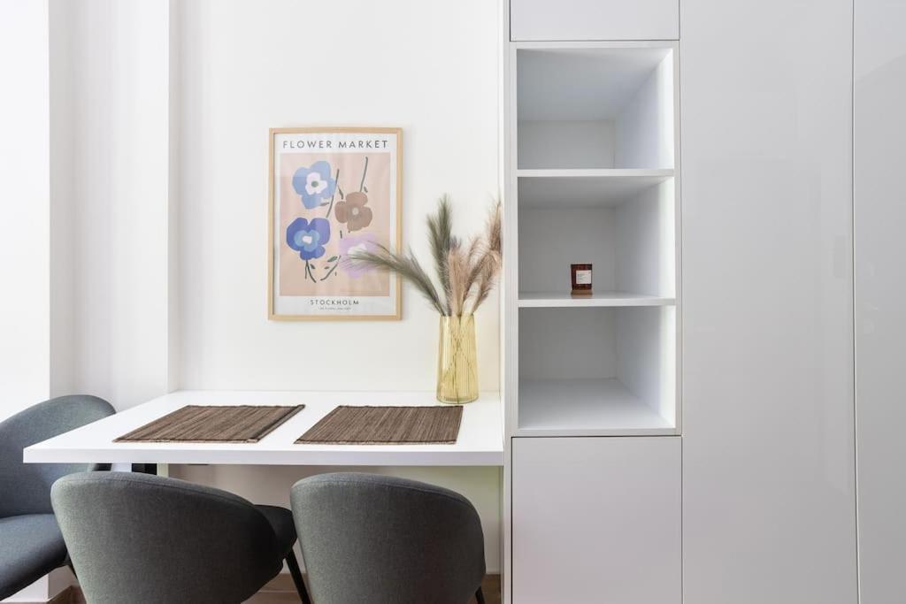 Downtown Stylish Apartment 4 Салоники Экстерьер фото